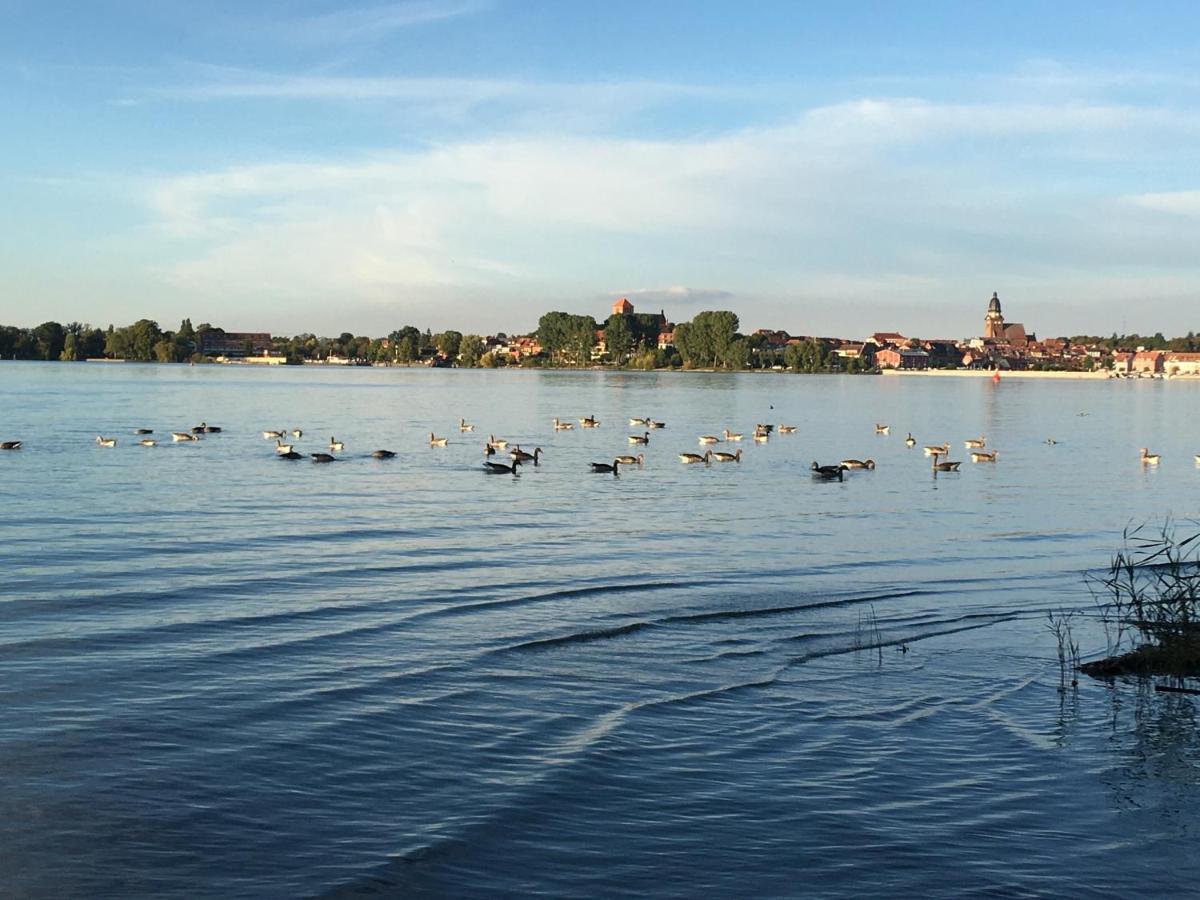 Fewos Am Kleinen Meer Варен Екстериор снимка